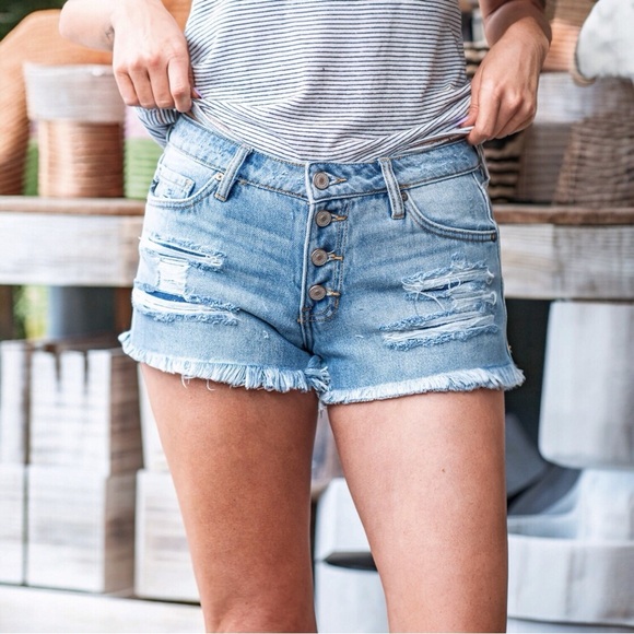 KanCan 9 (28) Boyfriend Denim Women’s Jeans Shorts Distressed KC7817NM - Picture 1 of 12